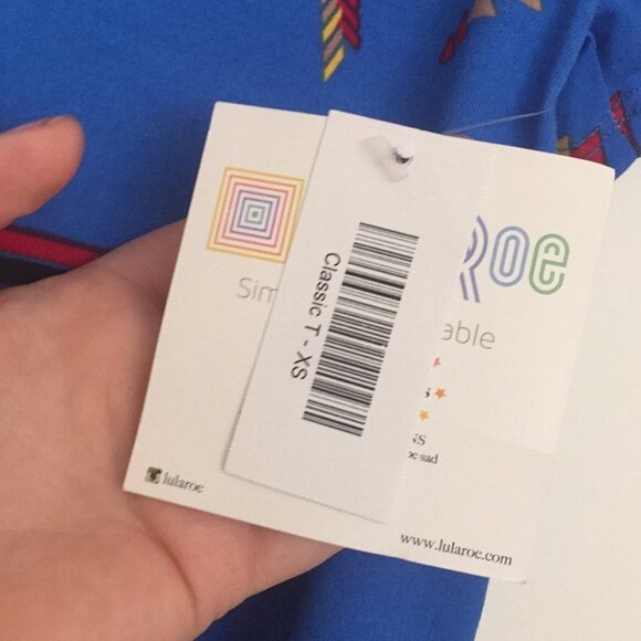 XS Lularoe Classic T Shirt D05 819 - Picture 3 of 5